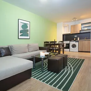 Modern And Bright Near Center - Free Parking Hotel apartamentowy Sofia